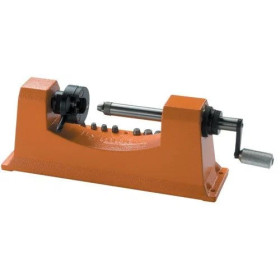 Universal Trimmer Lyman avec 9 Pilotes  Chez DEVILLE ARMORY. Votre armurerie en ligne.