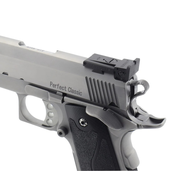 Pistolet STP Perfect Classic 5.4 9x19 INOX  Chez DEVILLE ARMORY. Votre armurerie en ligne.