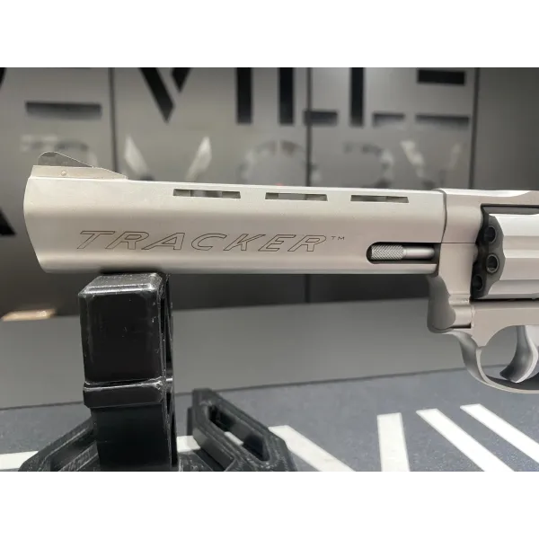 Revolver Taurus Tracker 970 6''1/2 Gris mat 22Lr