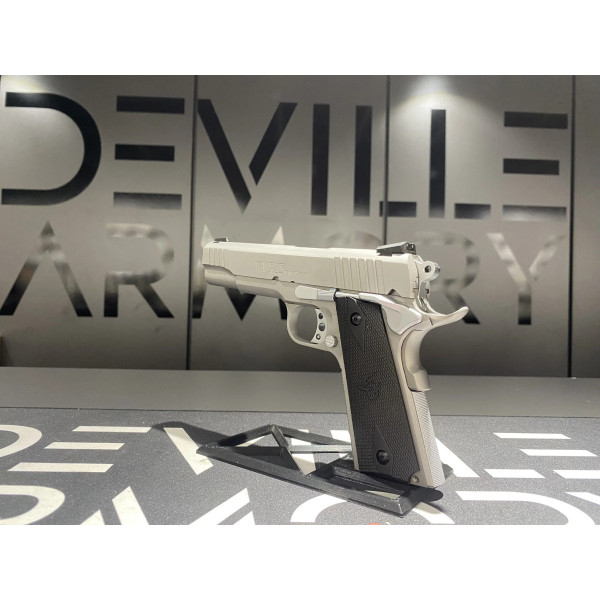 Pistolet TAURUS PT1911 MATTE STAINLESS STEEL 45ACP  Chez DEVILLE ARMORY. Votre armurerie en ligne.
