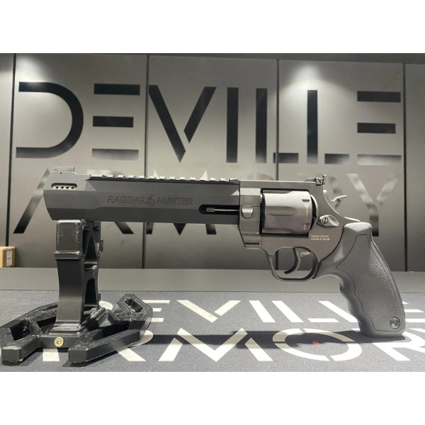 Revolver Taurus Raging Hunter 8''3/4 Noir mat 44Mag  Chez DEVILLE ARMORY. Votre armurerie en ligne.