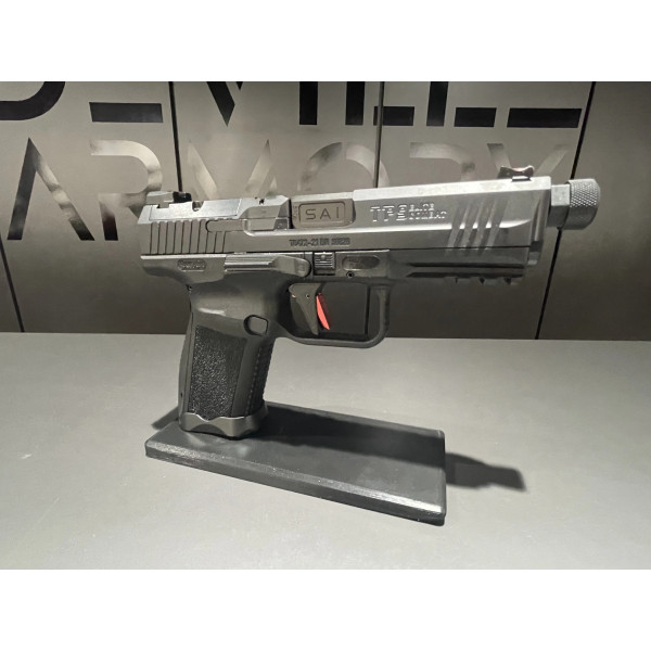 Pistolet CANIK TP-9 ELITE COMBAT NOIR 9X19  Chez DEVILLE ARMORY. Votre armurerie en ligne.