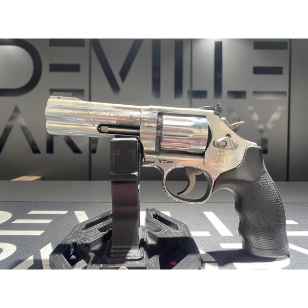 Revolver S&W 617 22LR 4" 10CPS  Chez DEVILLE ARMORY. Votre armurerie en ligne.