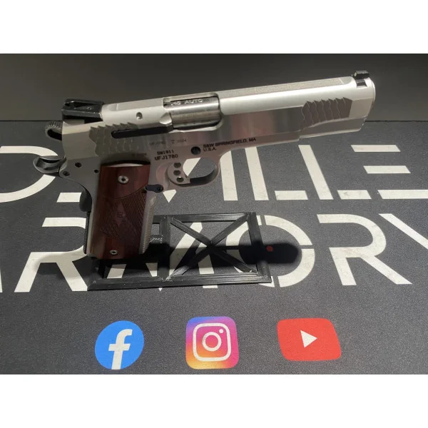 Smith et Wesson Pistolet S&W 1911 E SERIES 45Acp