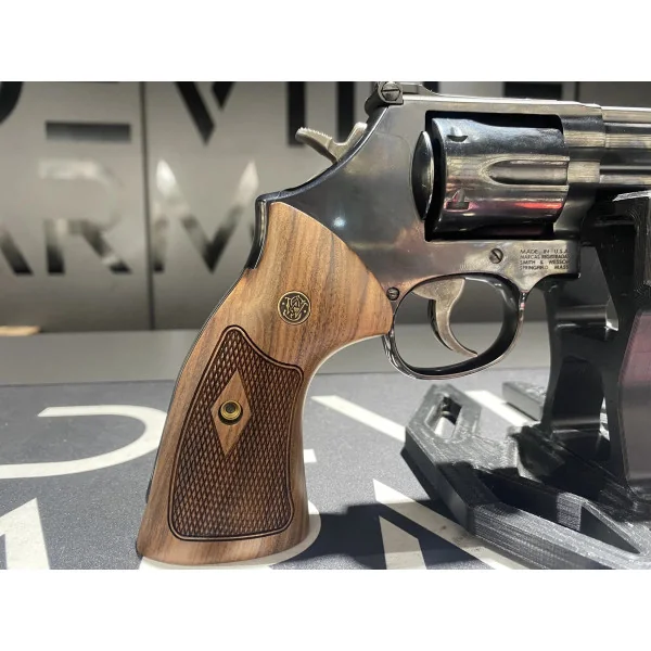Revolver Smith & Wesson 586 6" 357Mag