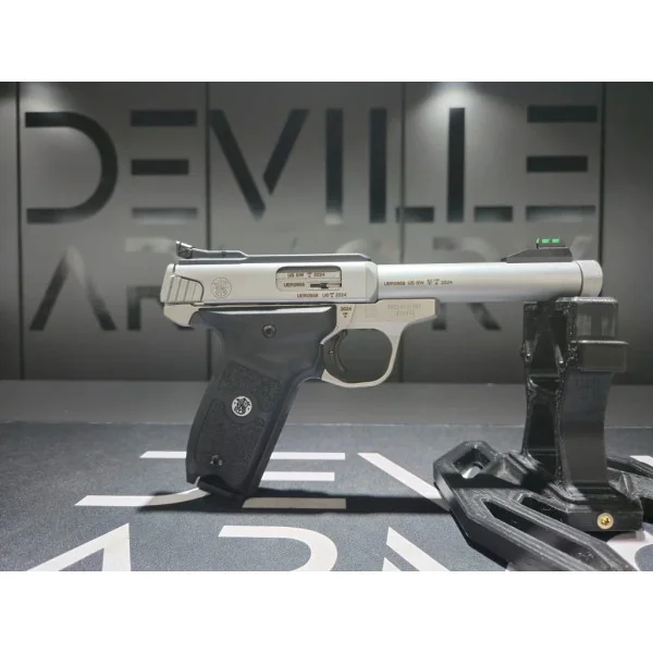 Smith et Wesson Pistolet S&W VICTORY FILETE 22LR
