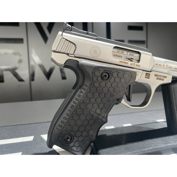 Pistolet S&W Victory Target Performance Center 22Lr  Chez DEVILLE ARMORY. Votre armurerie en ligne.