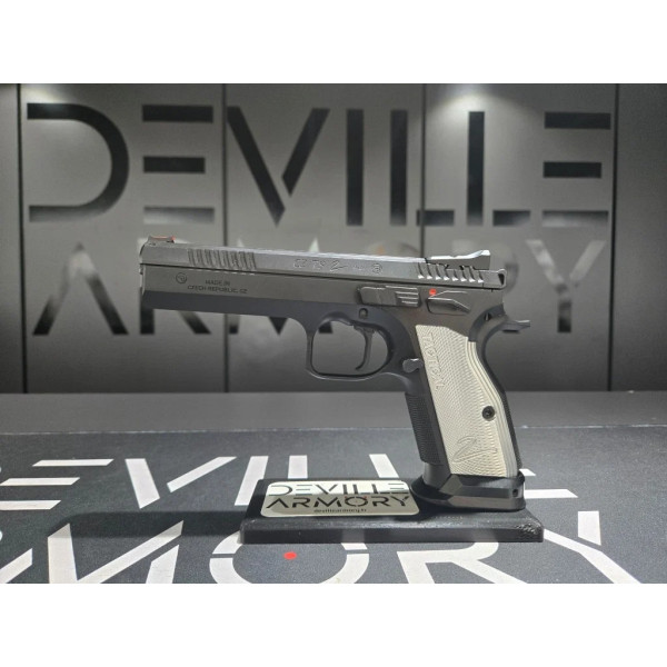 Pistolet CZ TS2 Entry 9x19  Chez DEVILLE ARMORY. Votre armurerie en ligne.