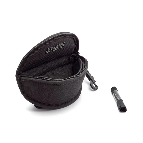 Wiley X Coque Semi Rigide Noir  Chez DEVILLE ARMORY. Votre armurerie en ligne.