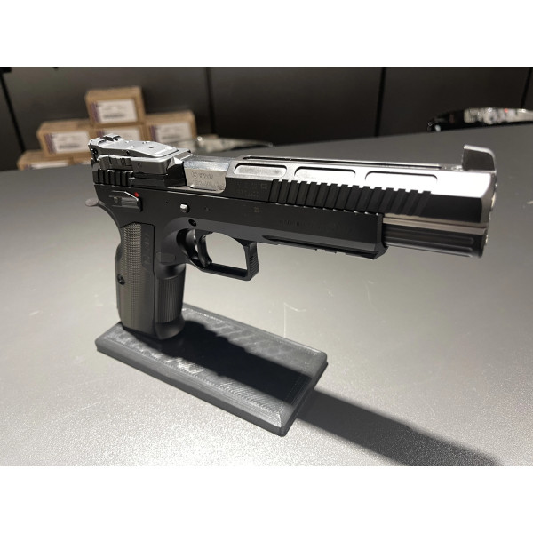 Pistolet KMR W-02 CUDA 6' 9x19  Chez DEVILLE ARMORY. Votre armurerie en ligne.