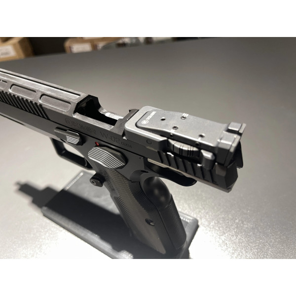 Pistolet KMR W-02 CUDA 6' 9x19  Chez DEVILLE ARMORY. Votre armurerie en ligne.