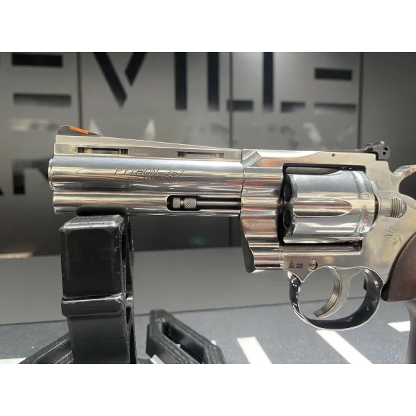 Revolver Colt Python 4.25" 357Mag