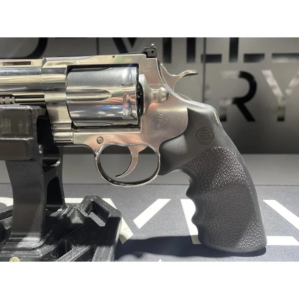 Revolver Colt Anaconda 8" 44Mag