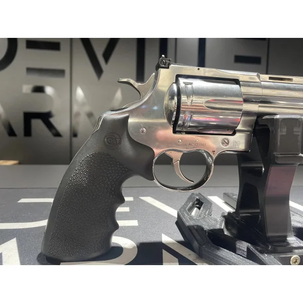 Revolver Colt Anaconda 8" 44Mag