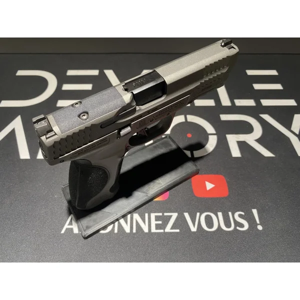 Smith et Wesson Pistolet S&W M&P9 M 2.0 METAL 9X19
