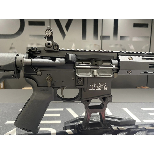 CARABINE AR15 S&W MP15T SBR 11.5?  Chez DEVILLE ARMORY. Votre armurerie en ligne.