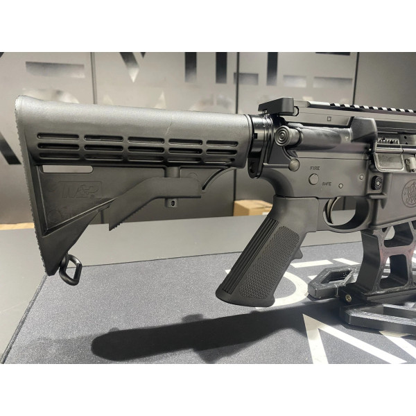 CARABINE S&W MP15 SPORT III 5.56/223R 16"  Chez DEVILLE ARMORY. Votre armurerie en ligne.