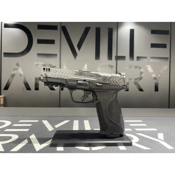 Pistolet Performance Center M&P9 M2.0 Metal Carry Comp 9x19  Chez DEVILLE ARMORY. Votre armurerie en ligne.