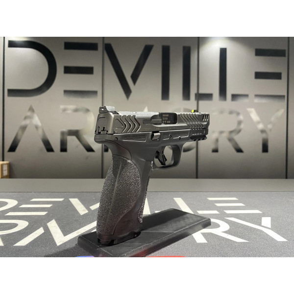 Pistolet Performance Center M&P9 M2.0 Metal Carry Comp 9x19  Chez DEVILLE ARMORY. Votre armurerie en ligne.