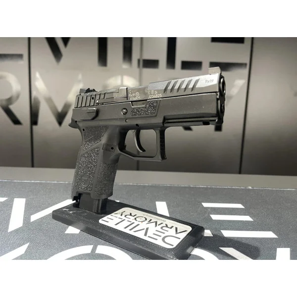Pistolet CZ P-09C NOCTURNE 15 COUPS CAL.9×19