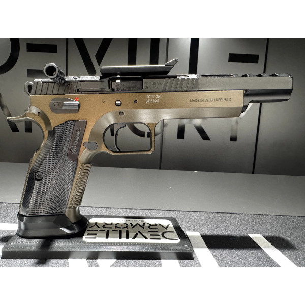 Pistolet KMR S-02 OPEN 22LR  Chez DEVILLE ARMORY. Votre armurerie en ligne.