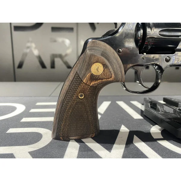 Revolver Colt Python 4,25? Blued 357Mag