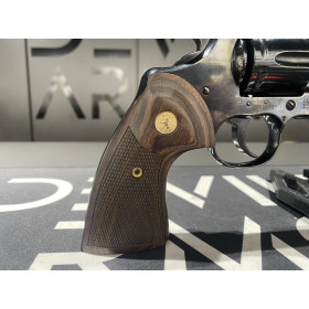 Revolver Colt Python 6? Blued 357Mag  Chez DEVILLE ARMORY. Votre armurerie en ligne.