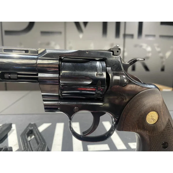 Revolver Colt Python Blued 6" 357Mag