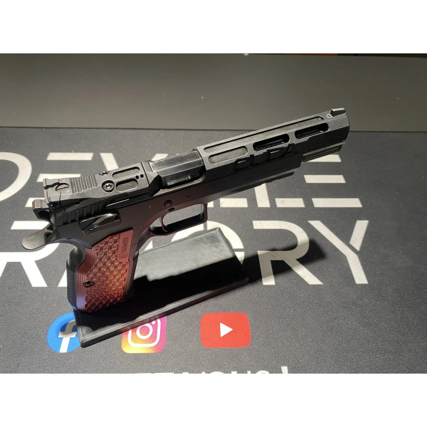 Pistolet KMR CUDA X 6'' 9x19  Chez DEVILLE ARMORY. Votre armurerie en ligne.