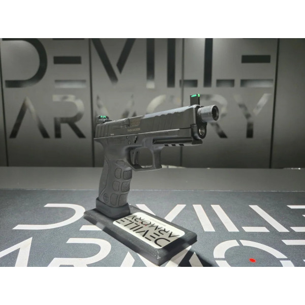 Pistolet Stoeger STR9S-Combat 9x19  Chez DEVILLE ARMORY. Votre armurerie en ligne.