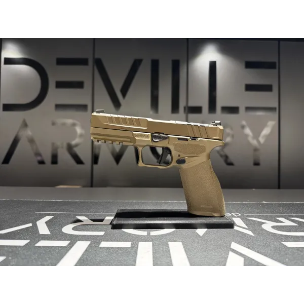 Pistolet Springfield Echelon 4,5" FDE 9x19