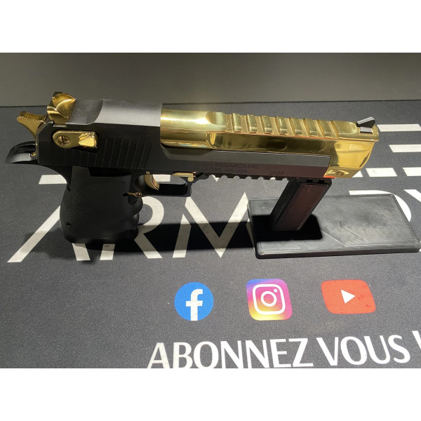 Pistolet Desert Eagle Noir&Or 6" 50Ae  Chez DEVILLE ARMORY. Votre armurerie en ligne.