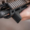 Butée BARRICADE M-LOK noire  Chez DEVILLE ARMORY. Votre armurerie en ligne.