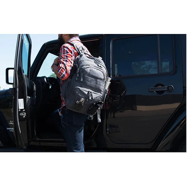 Sac à dos UTG Overbound 21 L - Gris metal  Chez DEVILLE ARMORY. Votre armurerie en ligne.