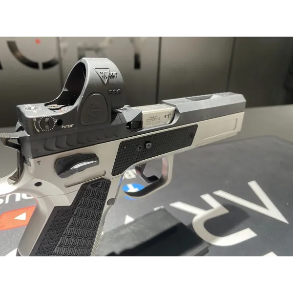 Pistolet PHOENIX Drake Production Optic Bi-Ton + Trijicon SRO