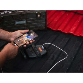 LAMPE DE TRAVAIL NEBO OMNI 3K  Chez DEVILLE ARMORY. Votre armurerie en ligne.