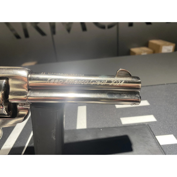 Revolver Pietta Ed. Limitée Trump 1873 SA "47th President" 4"3/4 357Mag  Chez DEVILLE ARMORY. Votre armurerie en ligne.