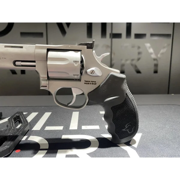 Revolver Taurus 627 Compensé 6'' 357Mag