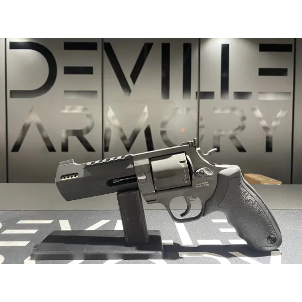 Revolver Taurus Raging Hunter 5''1/8 Noir mat 44Mag