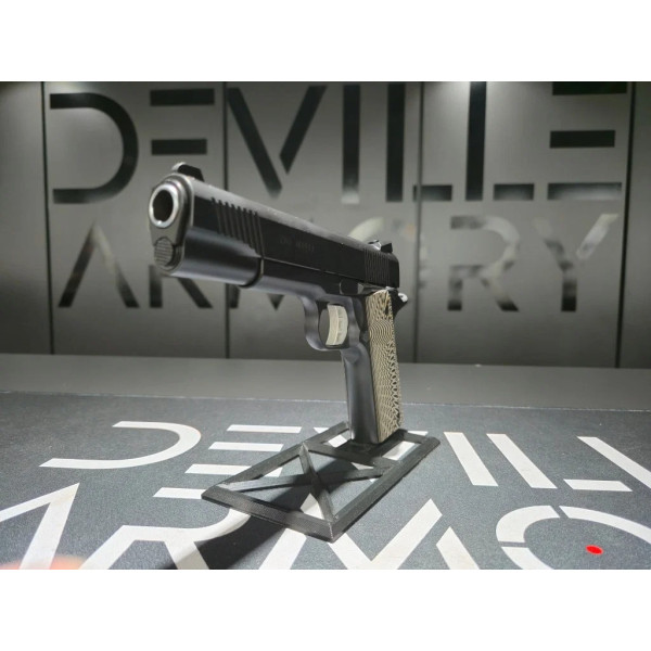 Pistolet TISAS ZIG M 1911 Noir CAL 45 ACP  Chez DEVILLE ARMORY. Votre armurerie en ligne.