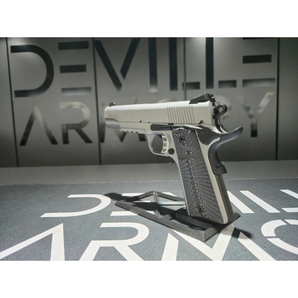 Pistolet TISAS ZIG PC 1911 Inox CAL 9X19 mm  Chez DEVILLE ARMORY. Votre armurerie en ligne.