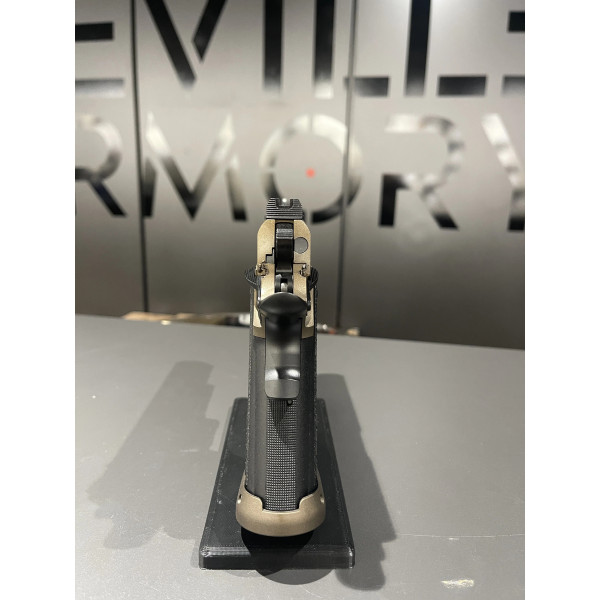 Pistolet Tisas 2011 DS Duty Bronze 9x19  Chez DEVILLE ARMORY. Votre armurerie en ligne.