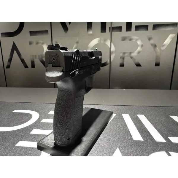Pistolet TISAS PX-9 CARRY calibre 9x19 mm