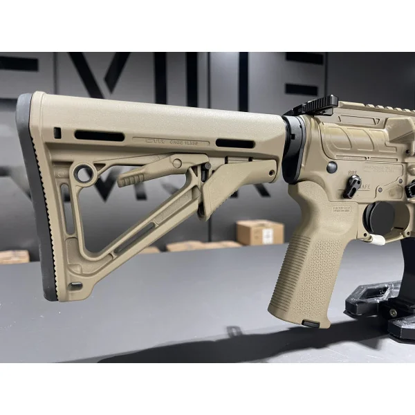 Carabine AR15 Diamondback DB15 Obsidian FDE 16" 223Rem