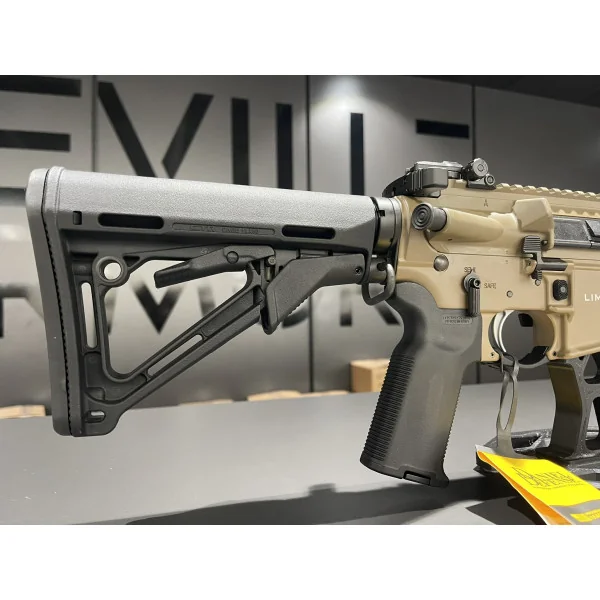 Carabine AR15 Daniel Defense M4A1 RIII FDE 14.5" 223Rem Serie LImité