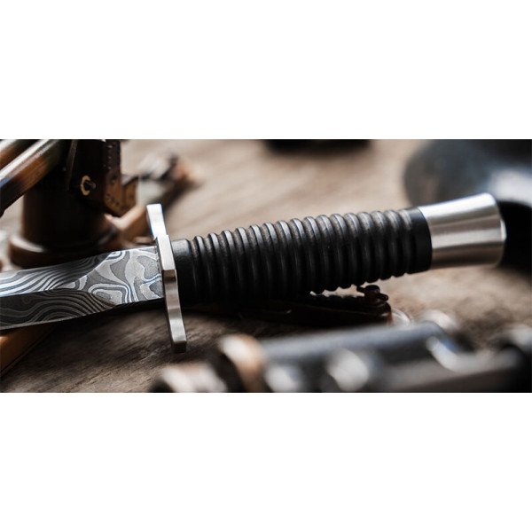 Acht-Acht Flak Damast Boker — Dague | Deville Armory