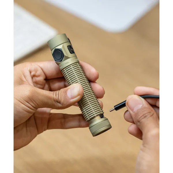 Olight Baton Ultra | Lampe Torche Haut de gamme Puissante 1800 lm USB-C Rechargeable