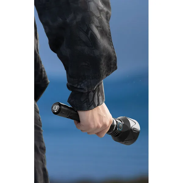 Olight Javelot Pro 2 | Lampe Tactique Ultra Puissante Longue Portée