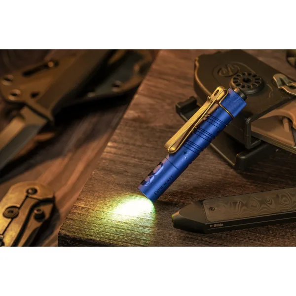 ?Vente de Charité?Olight i3T 2 EOS Bleu Étoilé | Lampe de Poche 200 Lumens