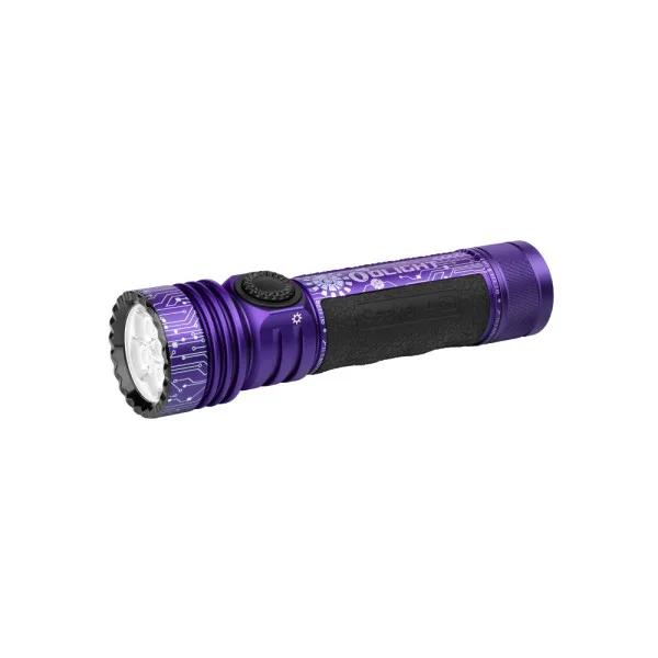 Olight Seeker 4 Pro | Lampe Torche LED Ultra Puissante 4600 Lumens